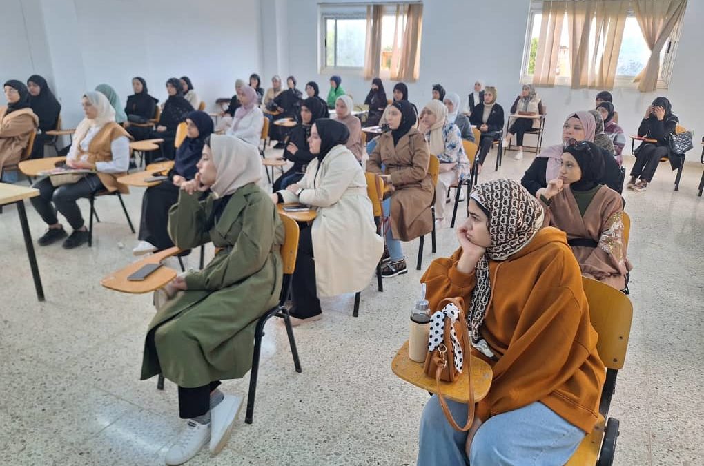 الكلية يشهد بدء الإرشاد الأكاديمي للطلاب الجدد في كلية اللغات