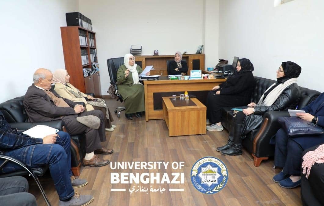 اللجنة العلمية لمؤتمر في عصر الذكاء الاصطناعي” بكلية اللغات تجتمع