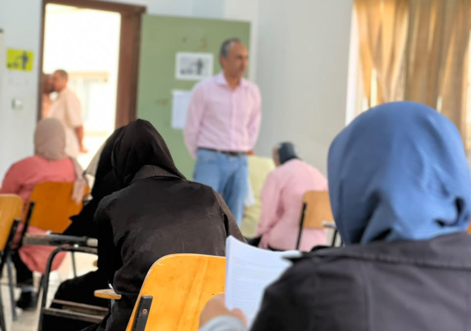 انطلاق امتحان القبول لطلبة الدراسات العليا بكلية اللغات بجامعة بنغازي